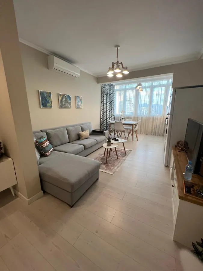 Grand New Bazaar Apartment Tirana