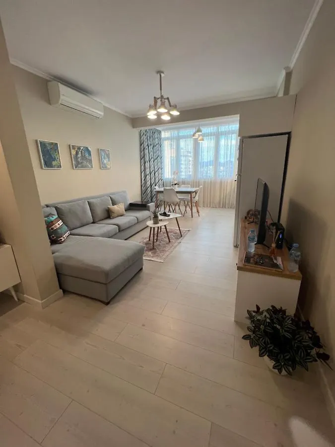 Grand New Bazaar Apartment Tirana 0*,