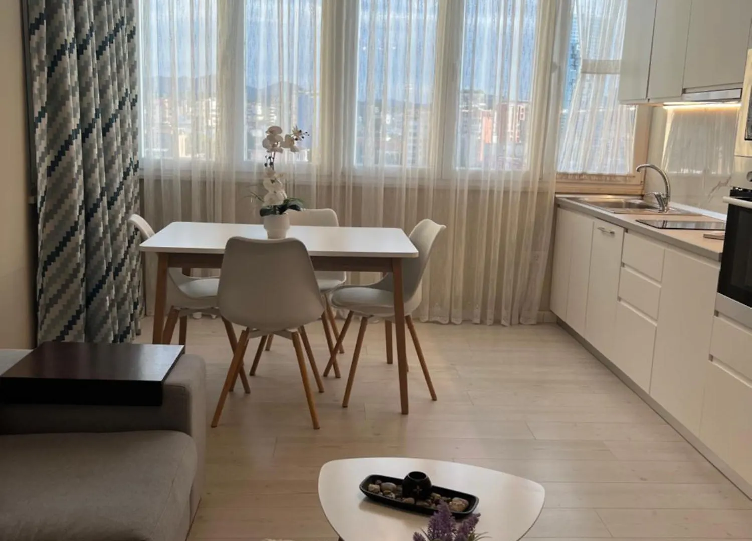 Grand New Bazaar Apartment Tirana Albania